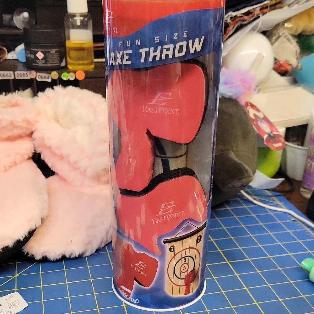 EastPoint Axe Throw Game Set New In Original Box